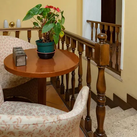 Comfort Gaia Tor Vergata Guest house 2*
