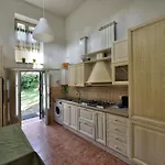 Comfort Gaia Tor Vergata Affittacamere 4*