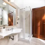 Comfort Gaia Tor Vergata Affittacamere 4*